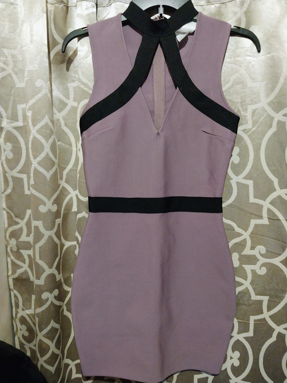 GLO jeans Mauve Sleeveless Midi Dress with Black Trim